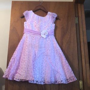 Girls dress